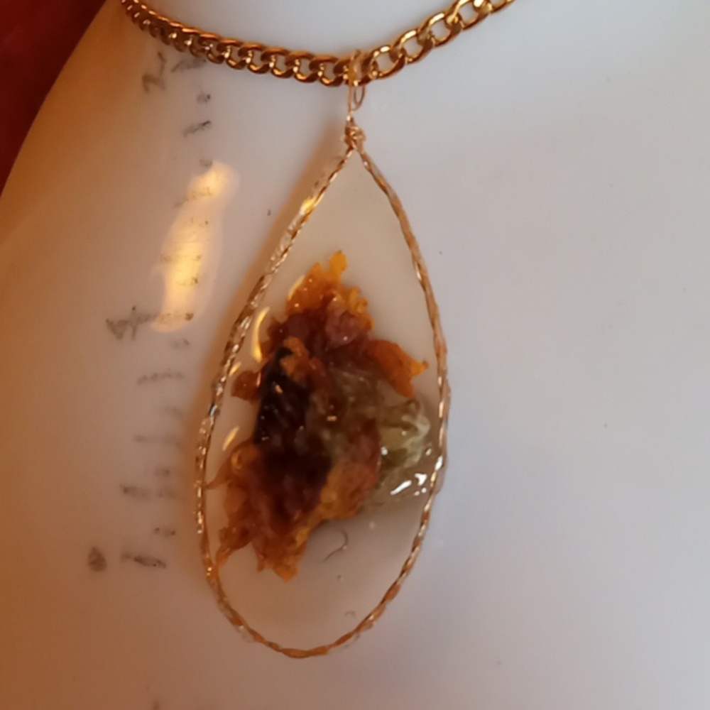 Fall necklace, amulet - Picture 2 of 2